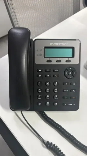 Telefone IP Grandstream GXP1610 / GXP1615 - Ótimo Estado