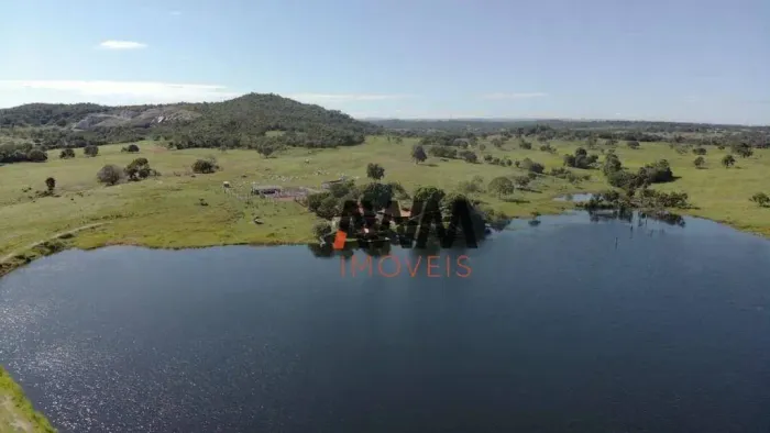 Fazenda 100 alq. margem da rodovia à venda, 4840000 m² por R$ 20.000.000 - Zona Rural - Ar