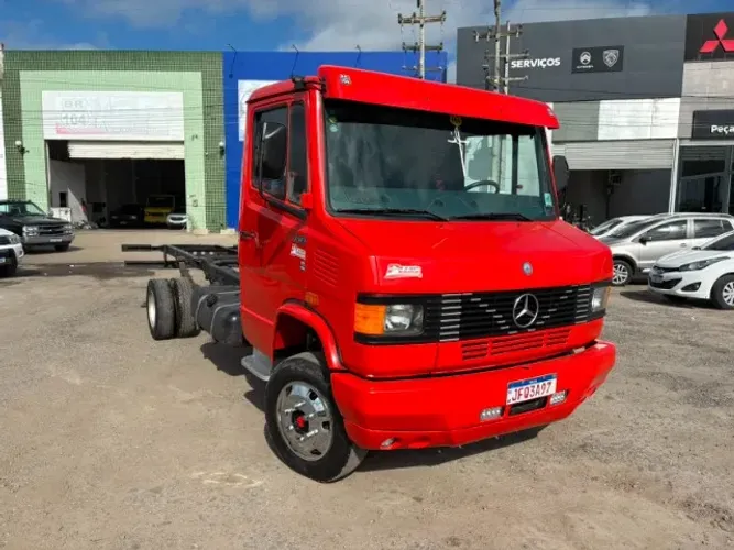 MB 710 2005 CAPA DE REVISTA !!!