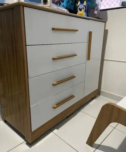 Cômoda / quarto de bebê