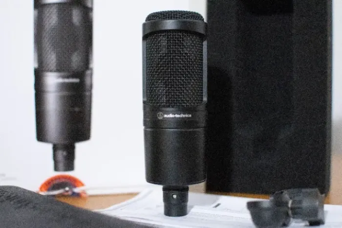 Microfone Audio-technica AT2020 ORIGINAL