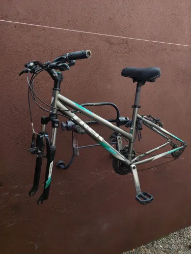 Trek 820 Aro 26 *BARBADA* (ACEITO CARTÃO)