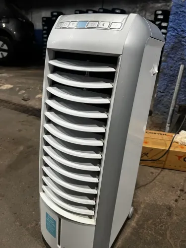 Climatizador de ar Electrolux clear air 220 v portatil com rodinhas