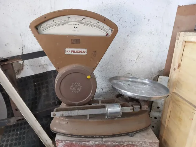 Balança fiiizola 15 kg antiga