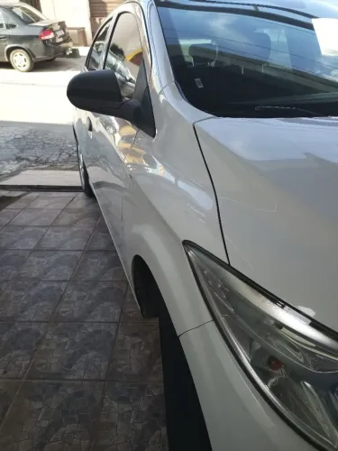 Chevrolet Onix JOY Hatch 1.0 8V Flex Mec. 4P 2018