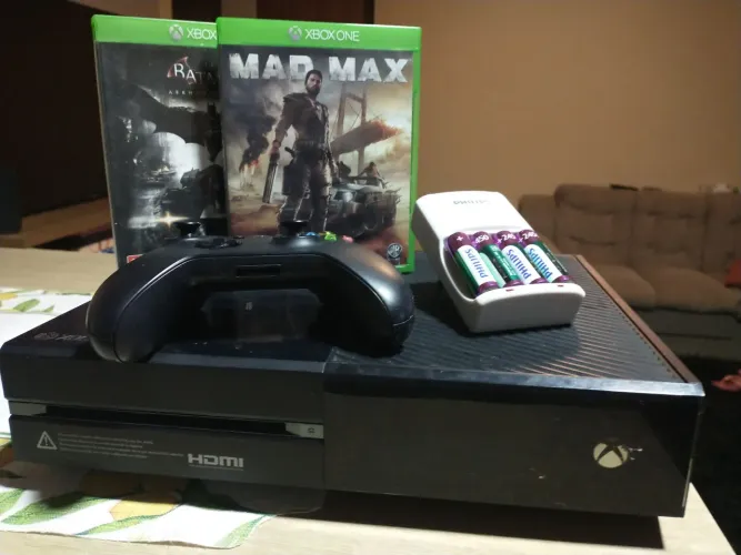Vendo xbox one fat