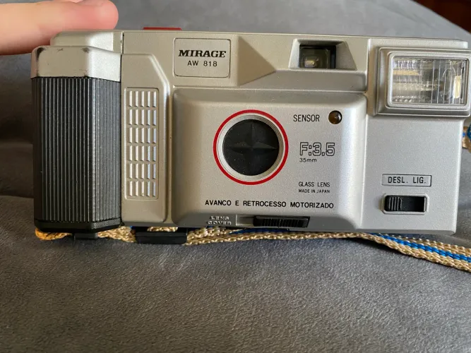 Camera Mirage aw 818