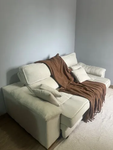 Sofá 3 lugares, retrátil, reclinável de linho