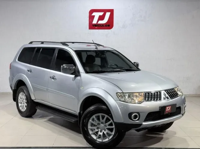 Mitsubishi Pajero Dakar HPE 3.2 4X4 T.I Dies 5P AUT 2011