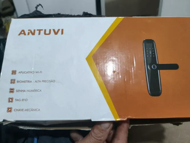 Fechadura Antuvi , biometria, wi-fi,senha tag e chave