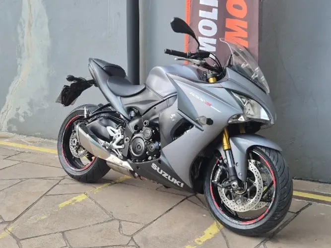 Suzuki GSX S1000 F