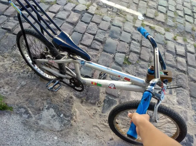 Bicicleta aro 20 bmx