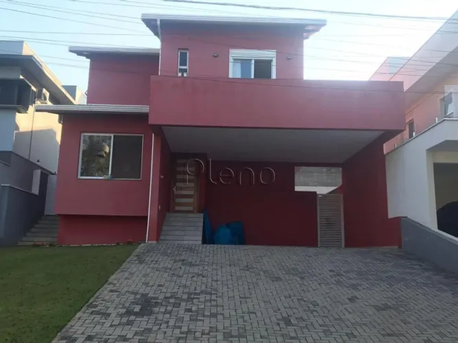 Casa à venda no Condomínio Morada do Bosque, no bairro Bosque em Vinhedo - São Paulo.