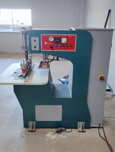 Máquina de Solda Vinil PVC Lona Vinítron Pneumática Industrial