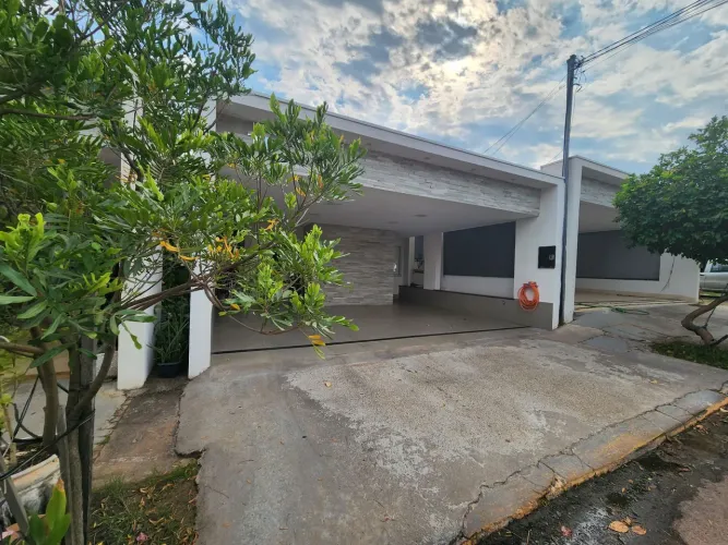 Vende-se belíssima casa no Condomínio San Marino Mobiliado em Cuiabá MT