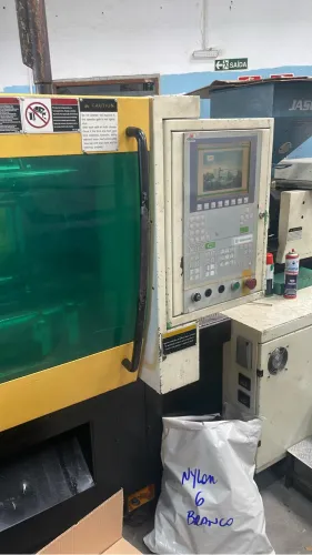 INJETORA DE PLASTICOS   MARCA BORCHE SINITRON  MODELO BS 1200