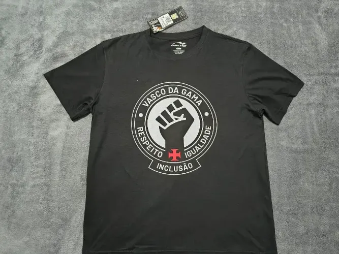 Camisa Vasco Oficial Licenciada 2024 "Inclusão", tamanho G (54x70cm). Nova! Na etiqueta!