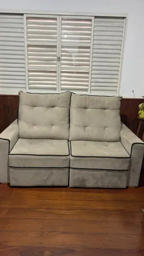 Sofá retrátil Cinza Claro