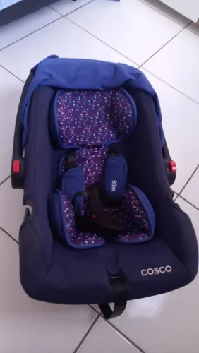 Vendo bebê conforto marca Cosco