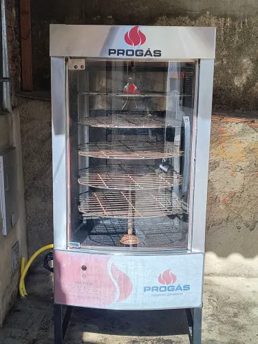 Máquina de Assar Frango e Carne