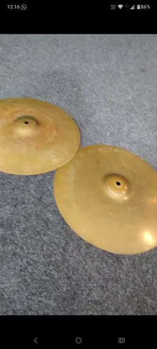Pratos de bateria 