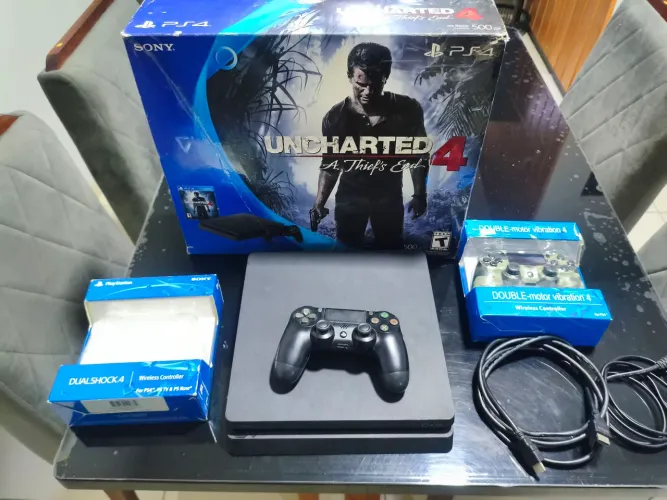 Ps4 desbloqueado, 2 controle e acessórios.
