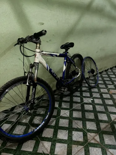 Vendo ou troco bicicleta Trust Aro 26