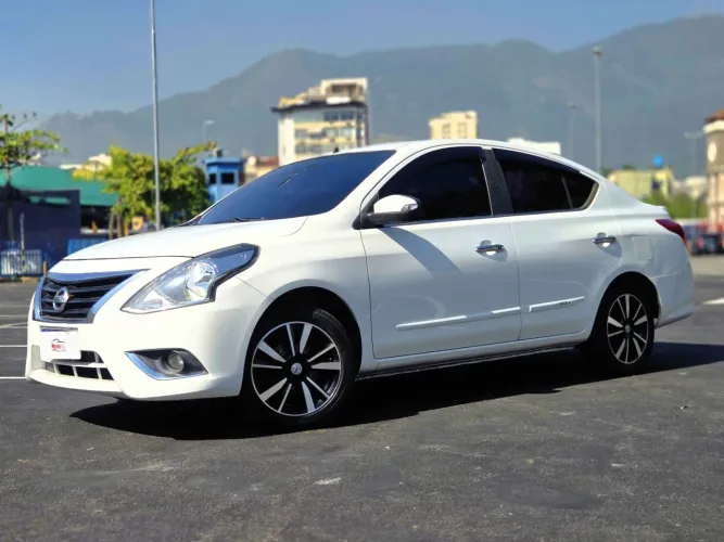 Nissan Versa Unique 1.6 16V Flexstart 4P Aut. 2018