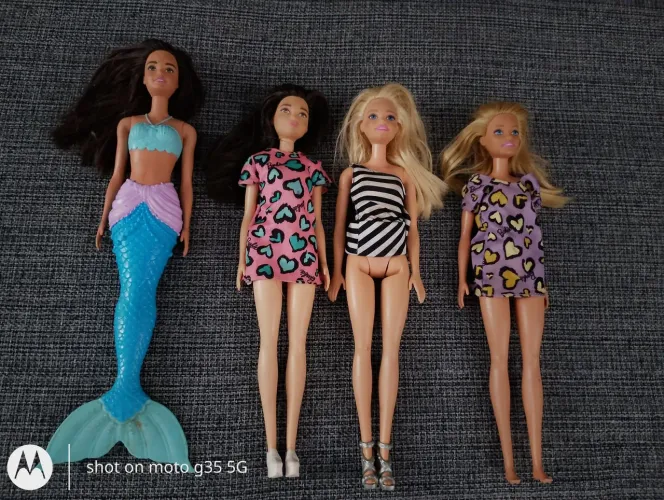 Bonecas Barbie