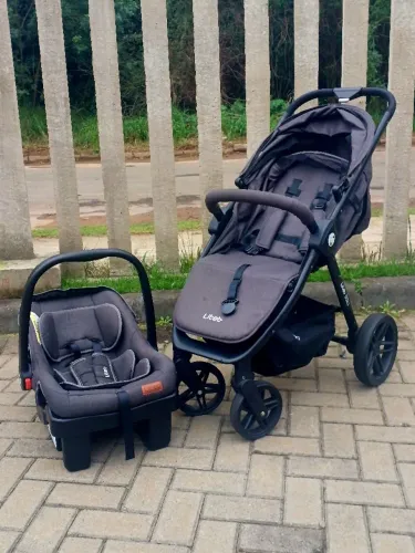 Carrinho de Bebê Litet Bliss com Bebê Conforto e Base