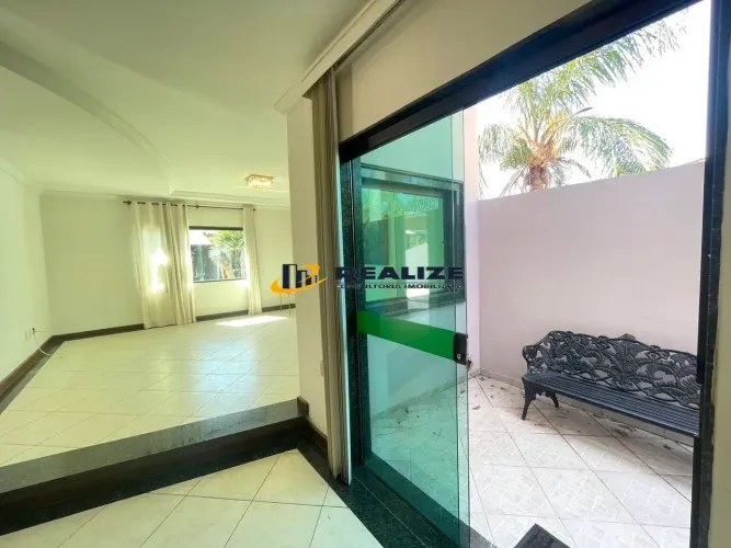 EM Condomínio Centro Magnífca Casa Linear 03 Qts 01 Suíte + Home Office ou DCE Logística U
