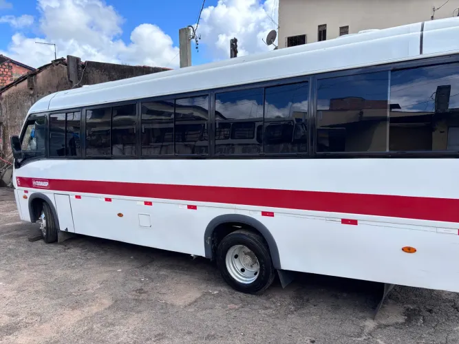 Vendo micro ônibus Volare w8