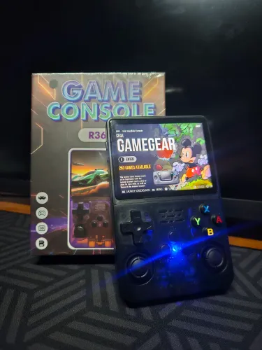 Vídeo gamer com 20 mil jogos R36 S original novo na caixa
