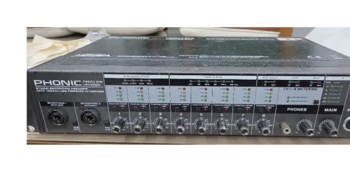 Interface Phonic Firefley Universal de 8 Canais