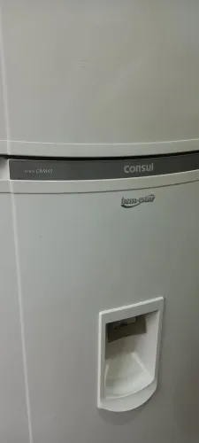 Geladeira Consul 480l frost free e água na porta
