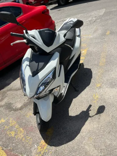 VENDO HONDA ELITE 125 ÚNICA DONA