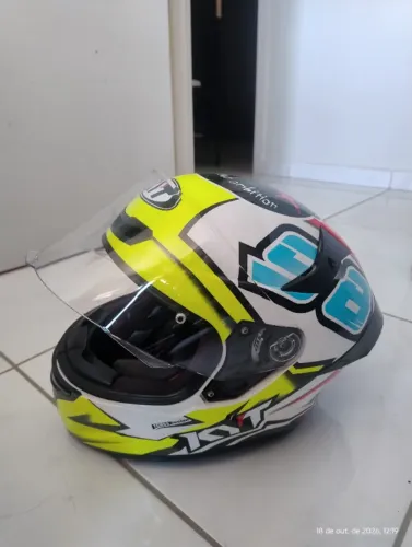 Capacete KYT TT course