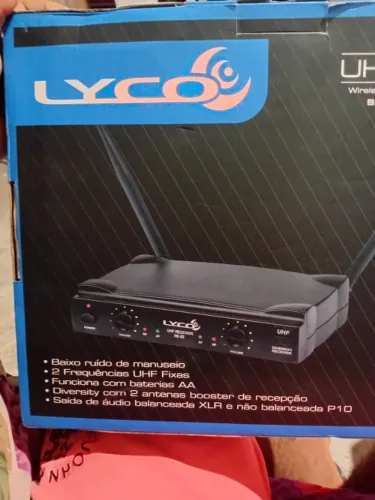 Microfone sem fio duplo novo vendo ou troco em celular do meu interesse.