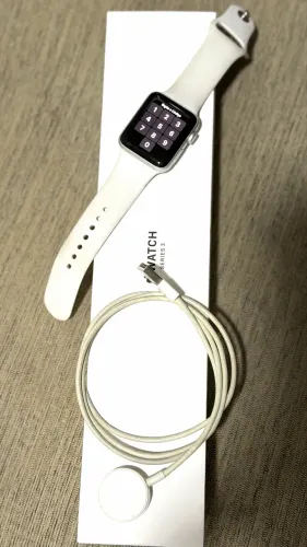 Apple Watch Série 3 38mm - Caixa e Carregador