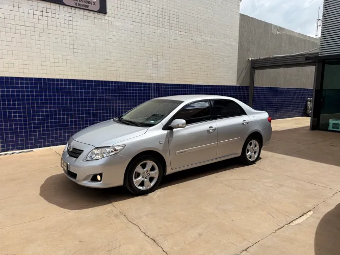 Toyota Corolla XEI 2.0 Flex 16V Aut. 2011