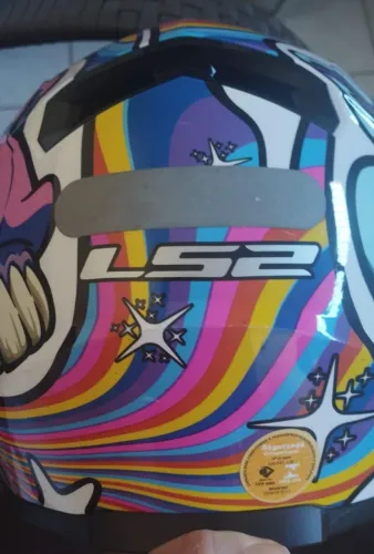 Capacete LS2 feminino