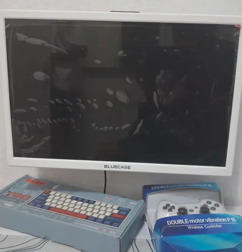MONITOR BLUECASE LED FULL HD 19"<br><br>
