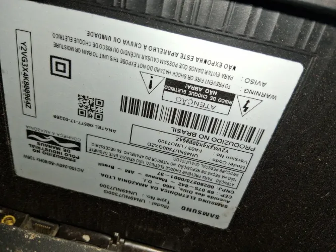 Vende tv com tela quebrada quem tiver interesse
