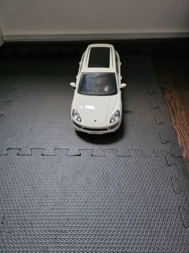 Carro controle remoto MJX R/C Porsche Cayenne