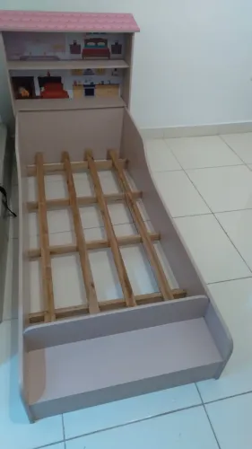 cama infantil princesa com prateleiras