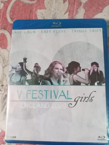 blu ray v festival girls england 2009 Kate Perry, Lady gaga, lilly alem