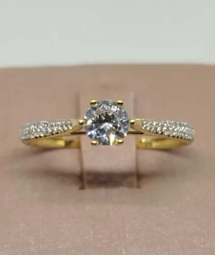 Anel solitário ouro 18k - zirconia - aro 24