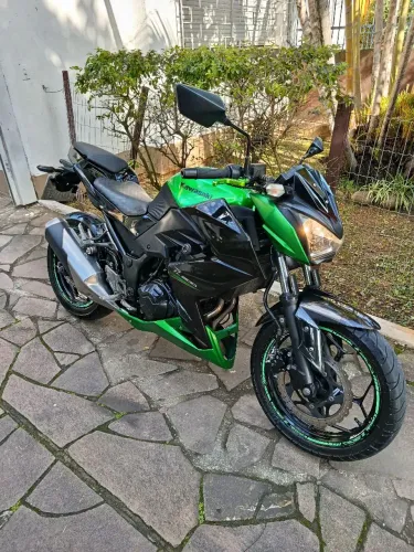 Kawasaki z 300 linda moto aceito trocas