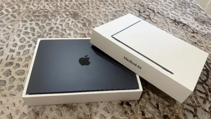 MacBook Air 13" M2 - Excelente Estado!