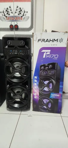 Vendo caixa de som nova. 